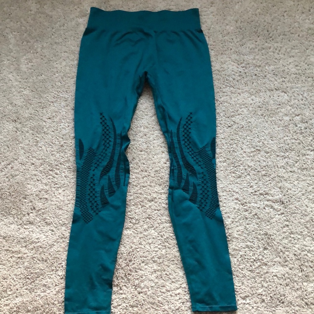 Seamless Legging - Picture 2 of 7